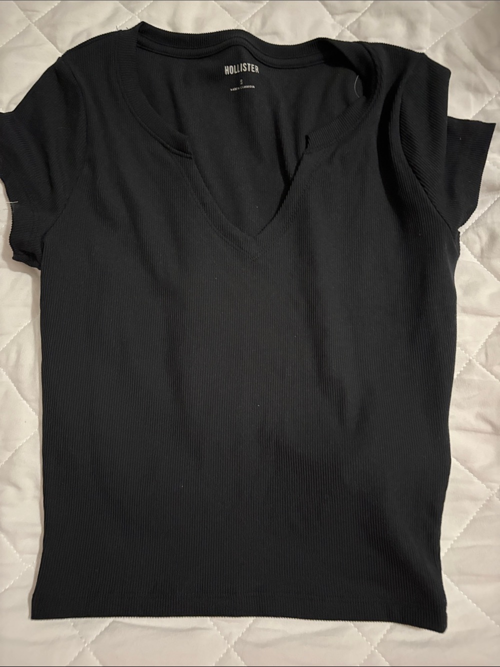 Hollister Black Ribbed V-Neck Short Sleeve Tee